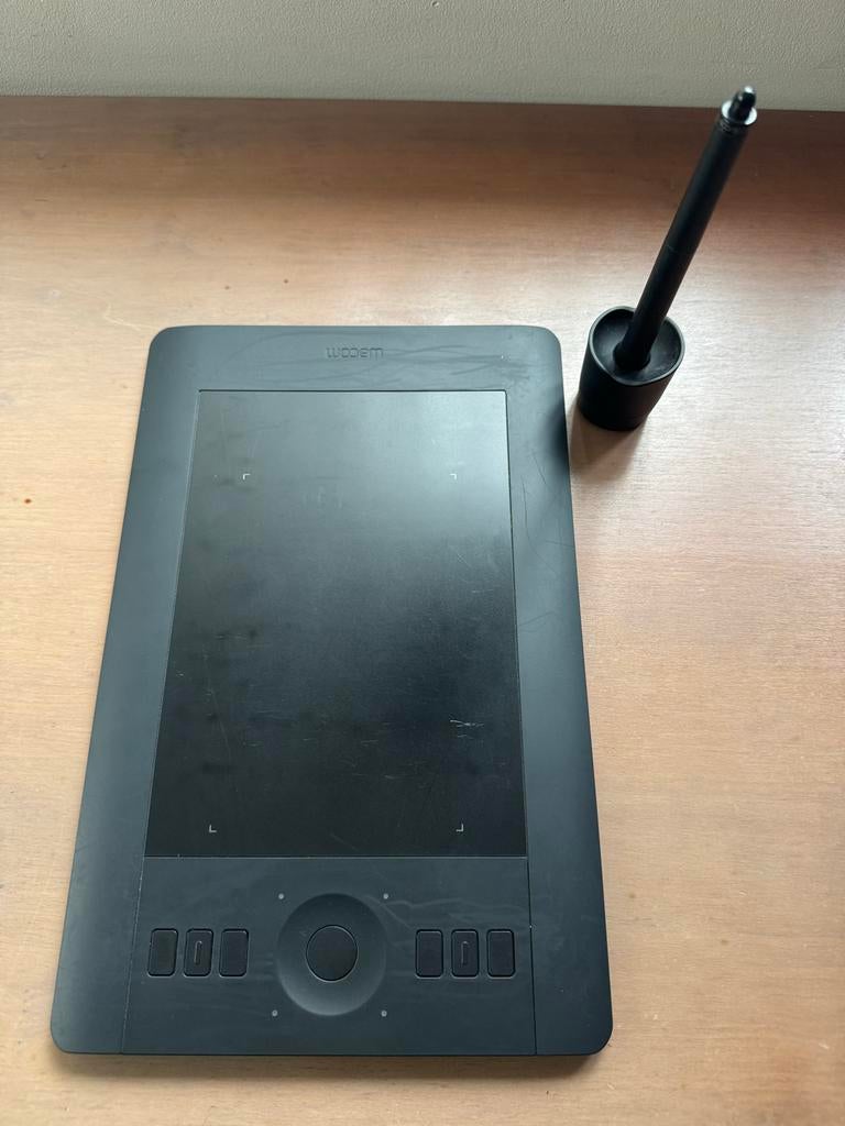 Wacom Intuos Pro Small Pen Tablet PTH-451, Computers en Software, Tekentablets, Ophalen of Verzenden, Multi-touch, Gebruikt, Bedraad
