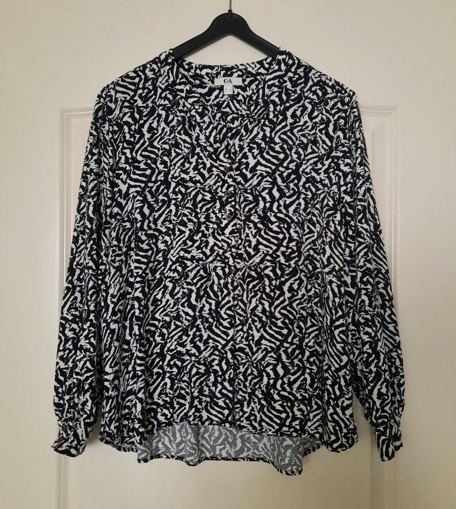 C&A - Blouse met lange mouw maat 44, Kleding | Dames, Blouses en Tunieken, Ophalen, Zwart, Maat 42/44 (L), Zo goed als nieuw