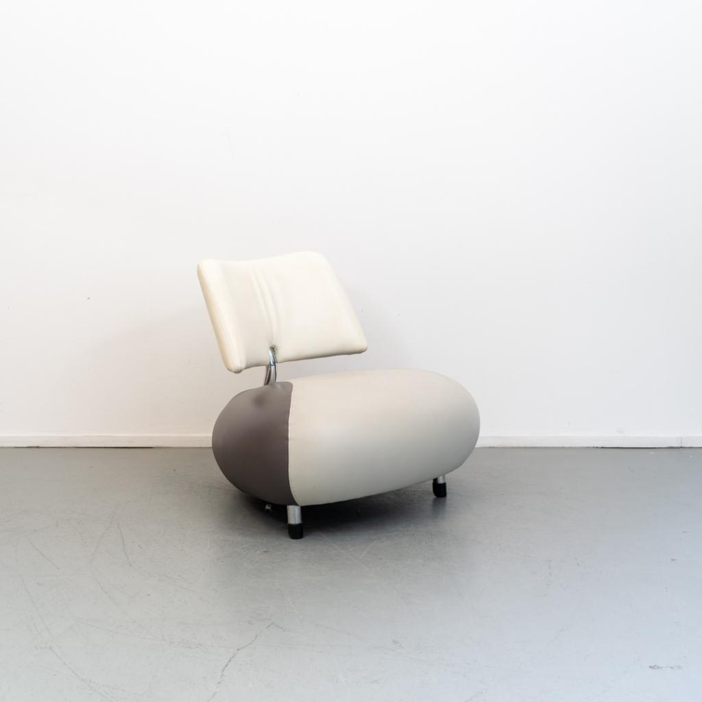1x Leolux Pallone Elephant grijs/wit + voetenbank, Huis en Inrichting, Fauteuils, Niet ingevuld, Niet ingevuld, Leer, Ophalen of Verzenden
