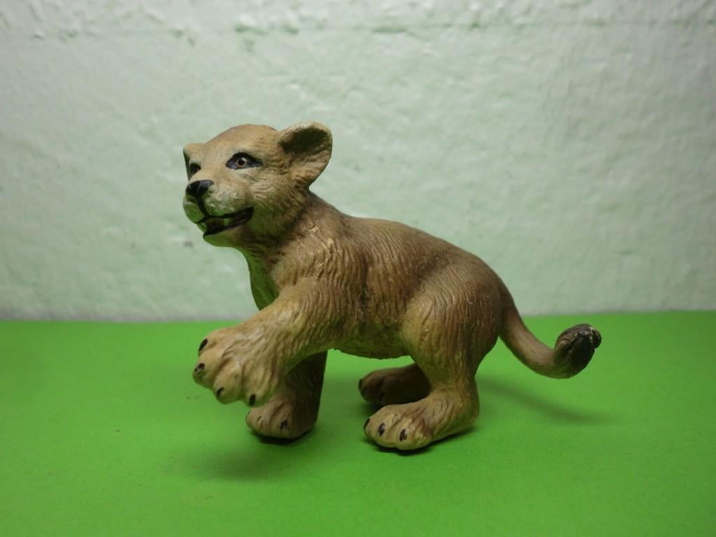 Schleich 14330 leeuw jong, dierfiguur, Ophalen of Verzenden, Gebruikt, Wild dier, Beeldje of Figuurtje