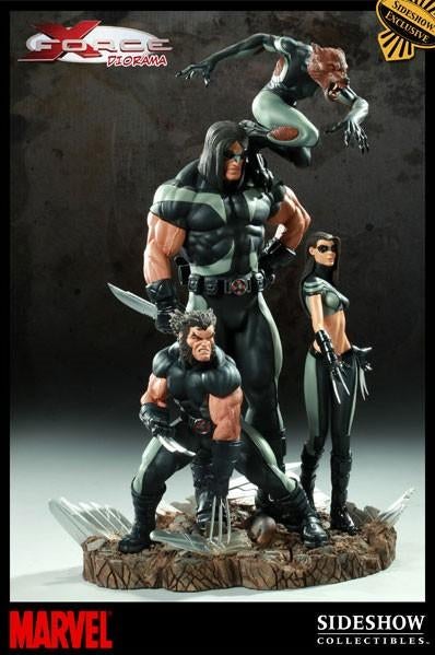 Sideshow X-Force Diorama Statue Exclusive Figures, Verzamelen, Film en Tv, Zo goed als nieuw, Beeldje, Replica of Model, Ophalen of Verzenden