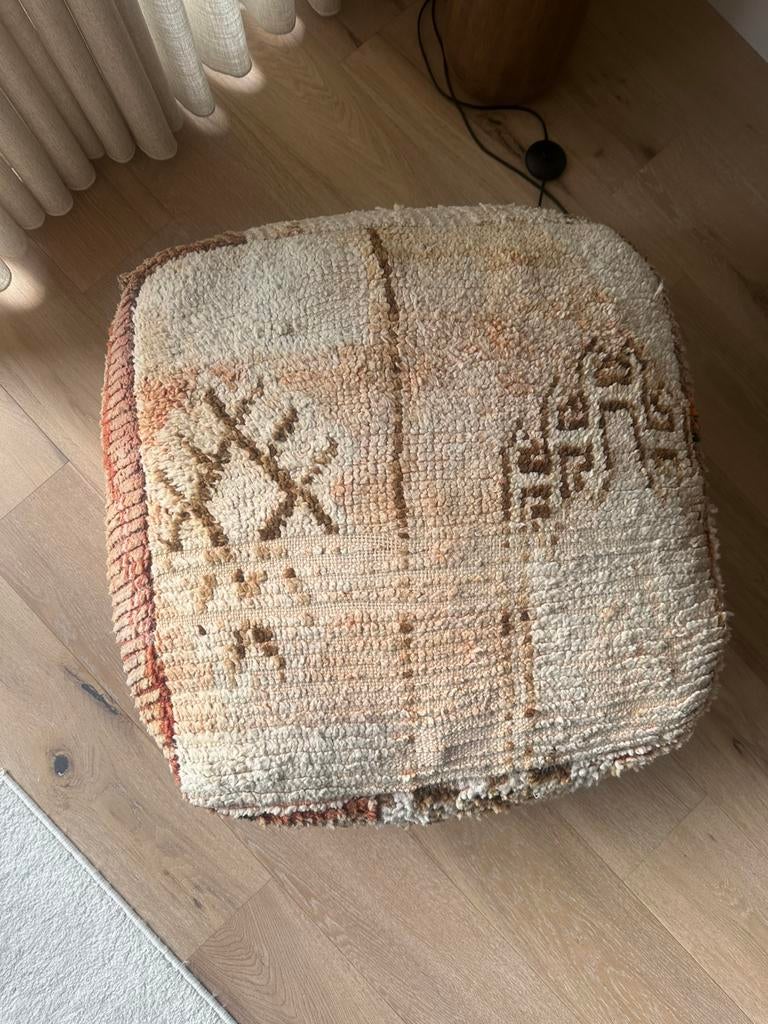 Marokkaanse poef, Huis en Inrichting, Banken | Voetenbanken en Poefen, Ophalen of Verzenden, Zo goed als nieuw, Rond, 50 tot 75 cm