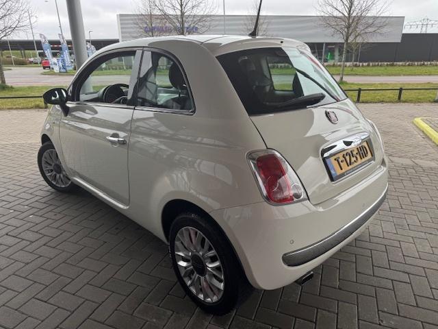 Fiat 500 1.2 LOUNGE + PANORAMADAK/AIRCO/PDC/LMV (bj 2014), Stof, Gebruikt, 840 kg, Wit