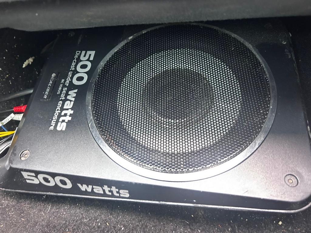 Caliber subwoofer 500 watt, Auto diversen, Ophalen of Verzenden, Gebruikt