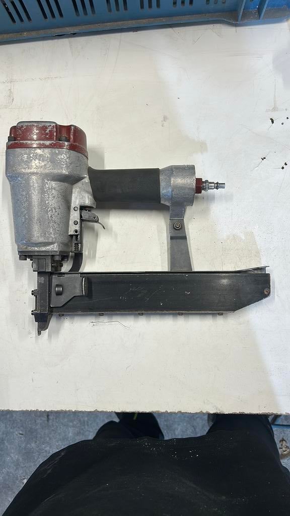 Lucht tacker, Doe-het-zelf en Verbouw, Ophalen of Verzenden, Zo goed als nieuw