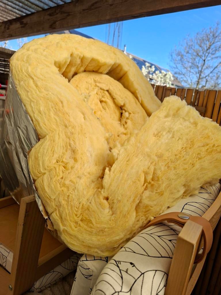 Stuk isolatie over liggen. Gratis op te halen. Ongeveer 2 me, Doe-het-zelf en Verbouw, Isolatie en Afdichting, Ophalen, Overige materialen