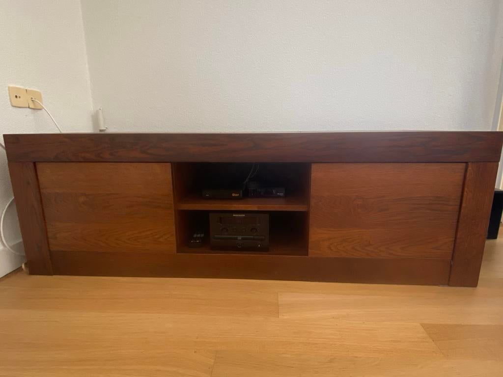 Houten TV meubel met twee deuren en twee open vakken, Ophalen, Gebruikt, 150 tot 200 cm, Minder dan 100 cm