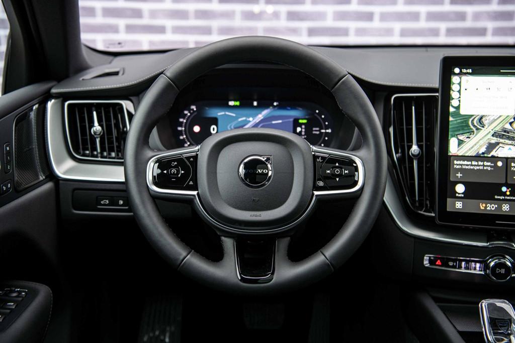 Volvo XC60 Plug-in Hybrid T6 AWD Plus Black Edition | Nieuw, 12 maanden, Stof, Gebruikt, Euro 6