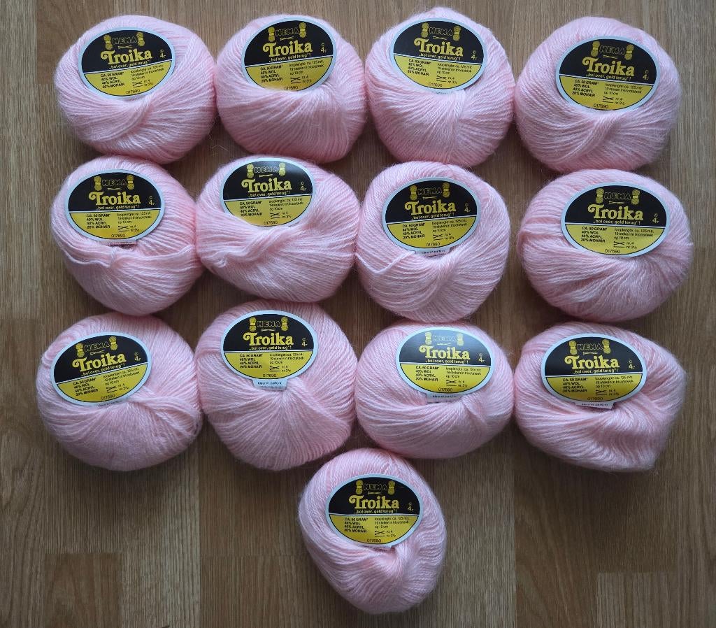 13 bollen wol, roze, NIEUW, Ophalen of Verzenden, Zo goed als nieuw, Breien of Haken, Wol of Garen