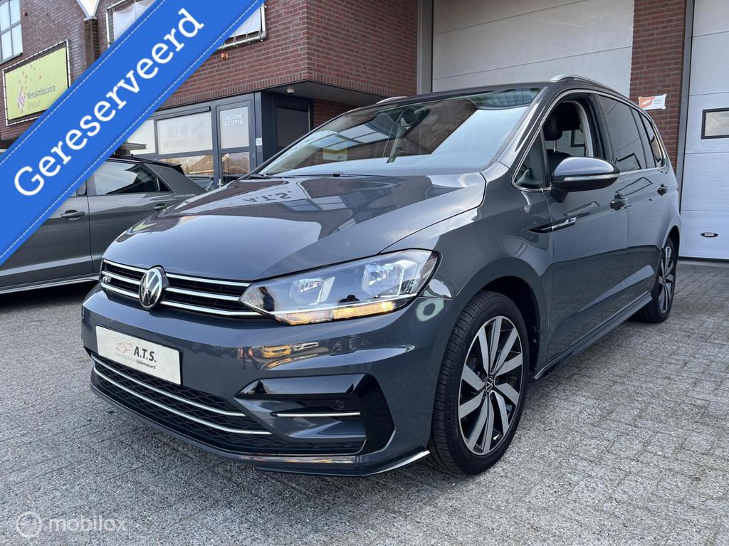 Volkswagen Touran 1.5 TSI 7P R-LINE*ACC*CAMERA*TREKHAAK*LEDE, 1473 kg, Euro 6, 150 pk, 7 stoelen