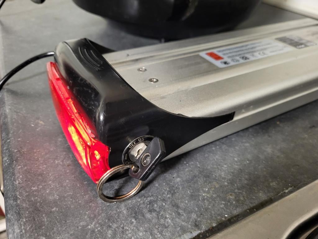 MC Multicycle E-bike Accu, Ophalen of Verzenden, Zo goed als nieuw