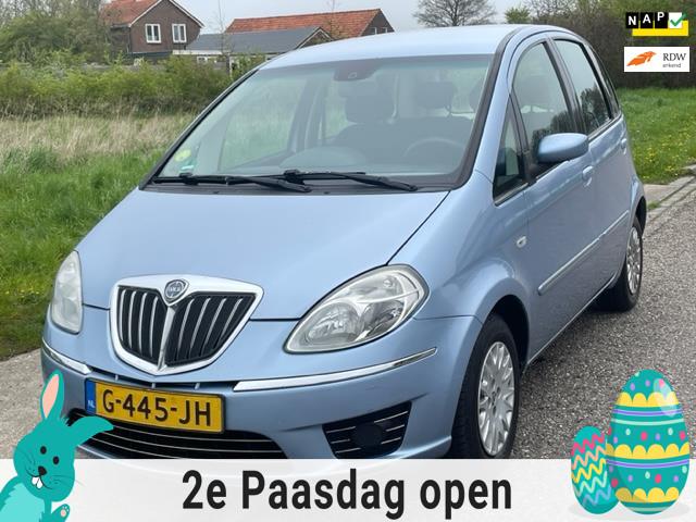 Lancia Musa 1.4-16V Platino Plus ECC Audio/CD Electric pakke, Voorwielaandrijving, Gebruikt, Blauw, 49 €/maand