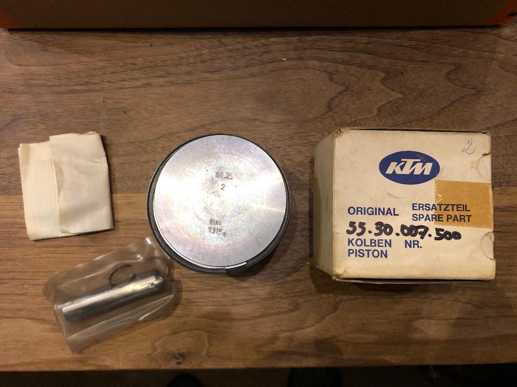 KTM240/250/400bj77-82 Mahle Elko zuiger 55.30.007.500 d81.25, Motoren, Ophalen of Verzenden