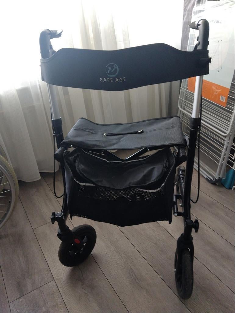 Rollator weinig gebruik, Diversen, Rollators, Ophalen, Opvouwbaar, Zo goed als nieuw