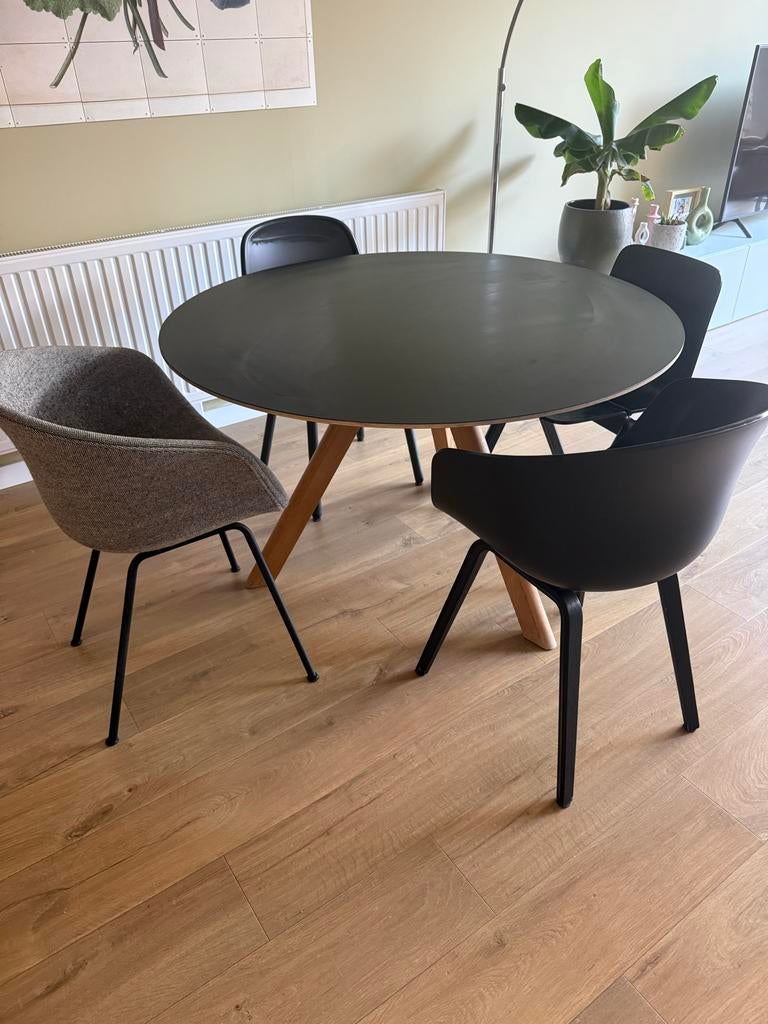 Design mix van HAY stoelen + HAY Copenhague tafel 120 cm, Huis en Inrichting, Tafels | Eettafels, Ophalen, Kunststof, 100 tot 150 cm