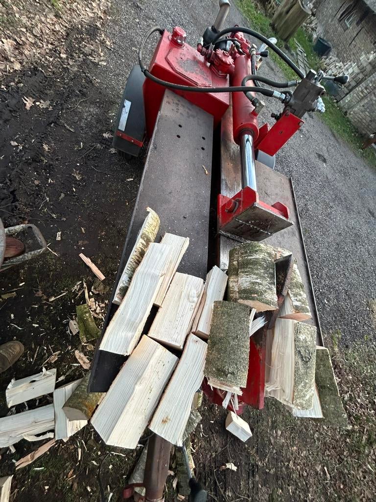 Kloofmachine TE HUUR, Tuin en Terras, Kloofmachines, Ophalen of Verzenden, Gebruikt, Benzine, Liggend