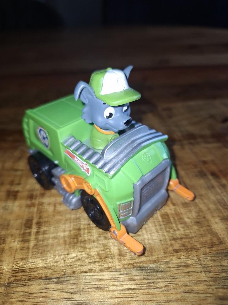 Paw patrol Rocky vast in voertuig, Ophalen of Verzenden