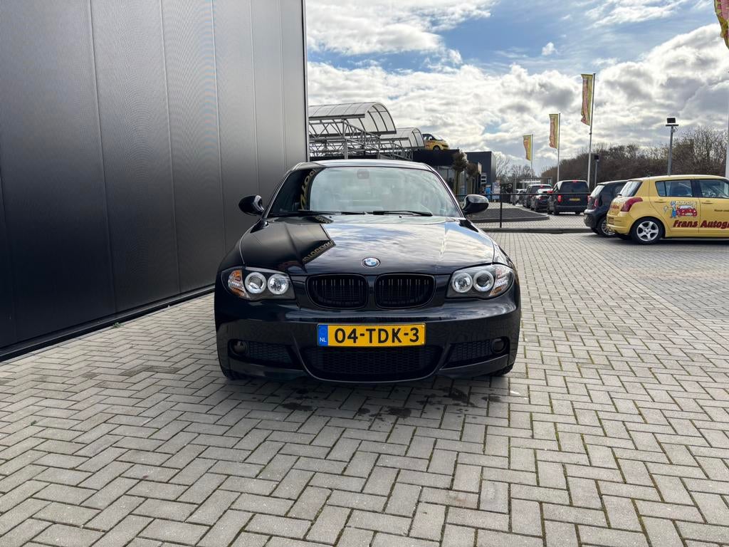 BMW 1-Serie 120I Coupe (e82) 2012 Zwart, Auto's, 1-Serie, Euro 5, 4 cilinders, 4 stoelen