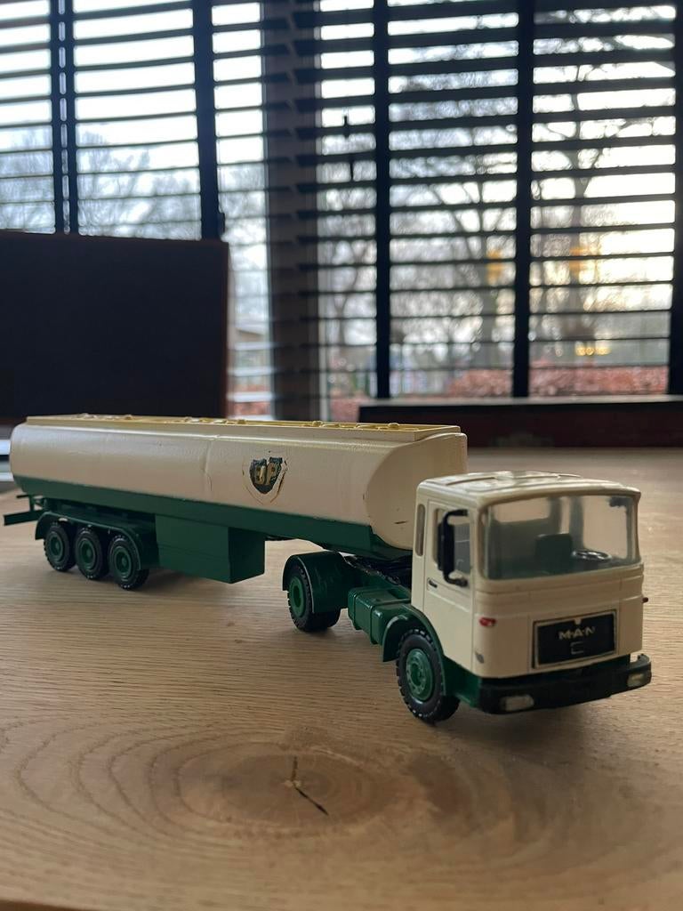 MAN F8 Tekno 1:50 BP Diecast, Hobby en Vrije tijd, Modelauto's | 1:50, Ophalen of Verzenden, Nieuw, Bus of Vrachtwagen, Tekno