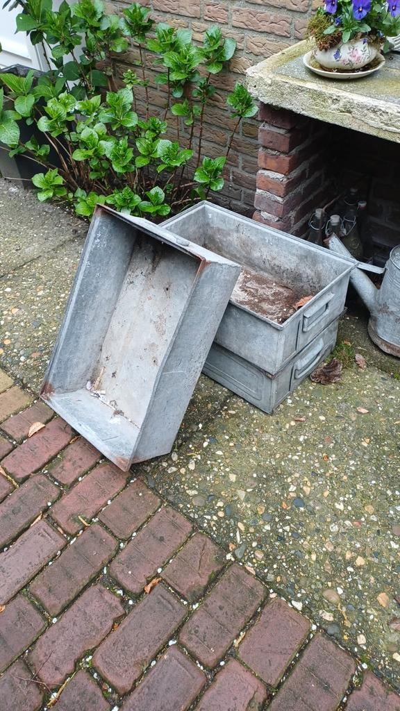 Zinken bak ., Ophalen of Verzenden, Rond, Metaal, Minder dan 30 cm