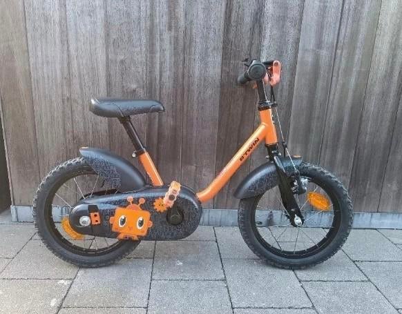 nette btwin 14 inch kinderfiets met zijwieltjes, Fietsen en Brommers, Fietsen | Kinderfietsjes, Ophalen of Verzenden, Gebruikt