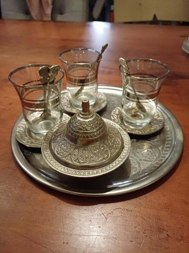 Turkse theeset met dienblad en suikerpot, Ophalen of Verzenden