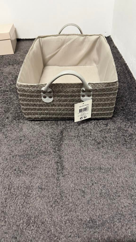 Decoratieve opbergmand met handvatten, Overige materialen, Mand, Nieuw, Ophalen of Verzenden