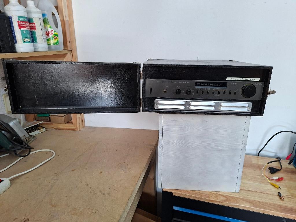 zware versterker akai am-u22 in koffer, Ophalen of Verzenden, Gebruikt, Minder dan 60 watt, Overige merken