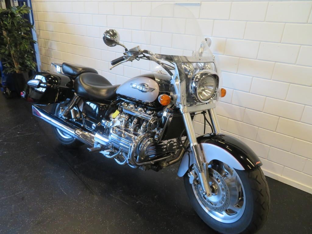 Honda GL 1500 F6C FLAT SIX VALKYRIE! 6CI (bj 2000), Motoren, Chopper, Bedrijf, 1520 cc