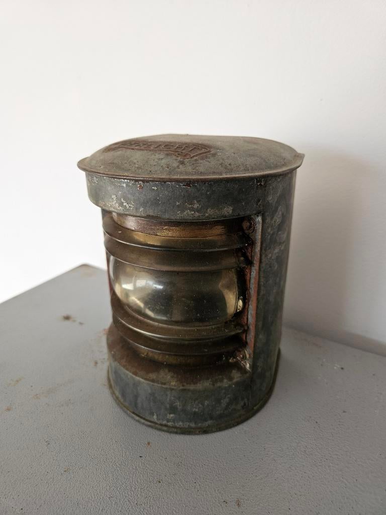 Oude scheepslamp met 'HEK LICHT' opschrift, Ophalen of Verzenden