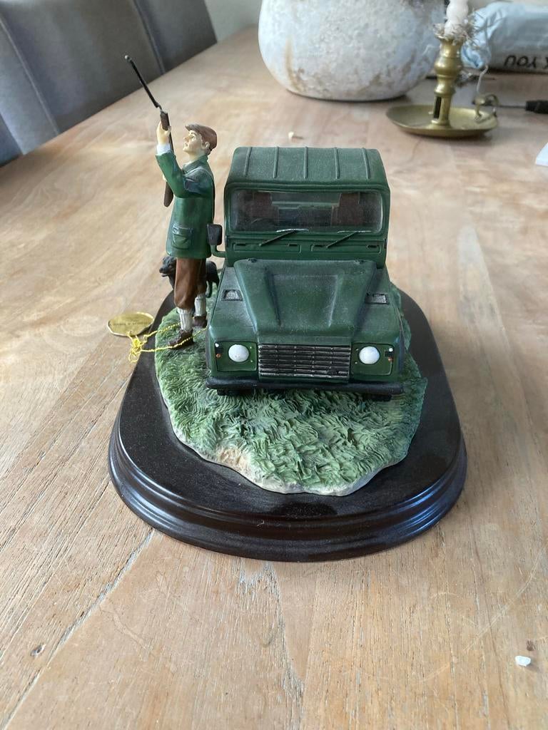 Esser & Pave Beeldje: Jager met Hond en Land Rover, Verzenden, Gebruikt, Overige typen