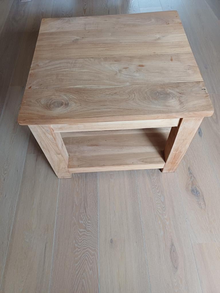 2 teakhouten salontafels 60x60, Ophalen