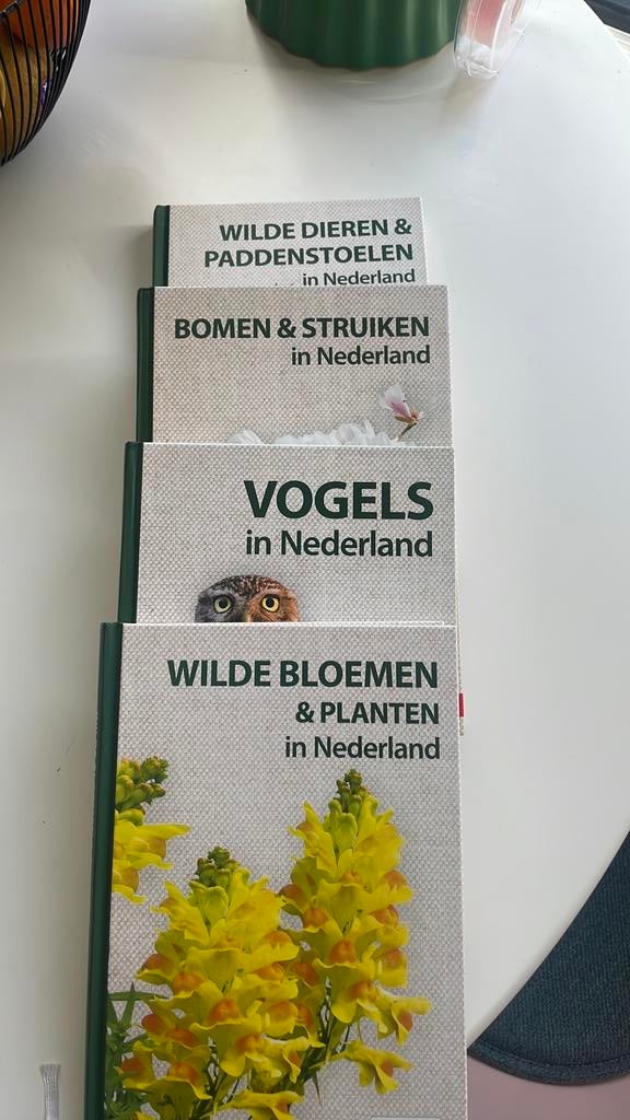 Postcodeloterij boeken gratis, Boeken, Natuur, Ophalen, Zo goed als nieuw