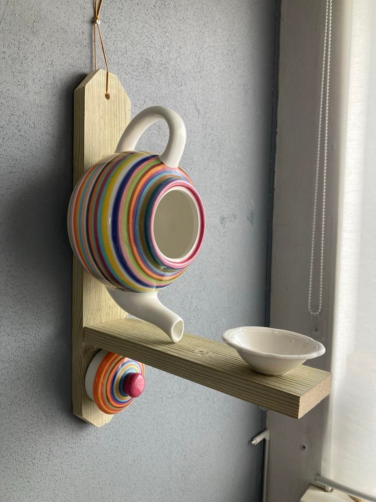 Vogel-voederhuisje van theepot, Ophalen, Gebruikt