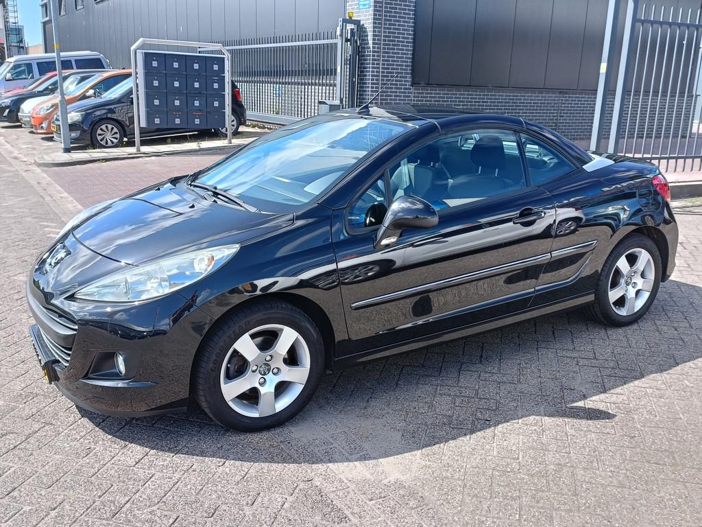 Peugeot 207 CC 1.6 VTi Airco Trekhaak 16'' L.M.V Nw APK, Voorwielaandrijving, Euro 5, Stof, Gebruikt