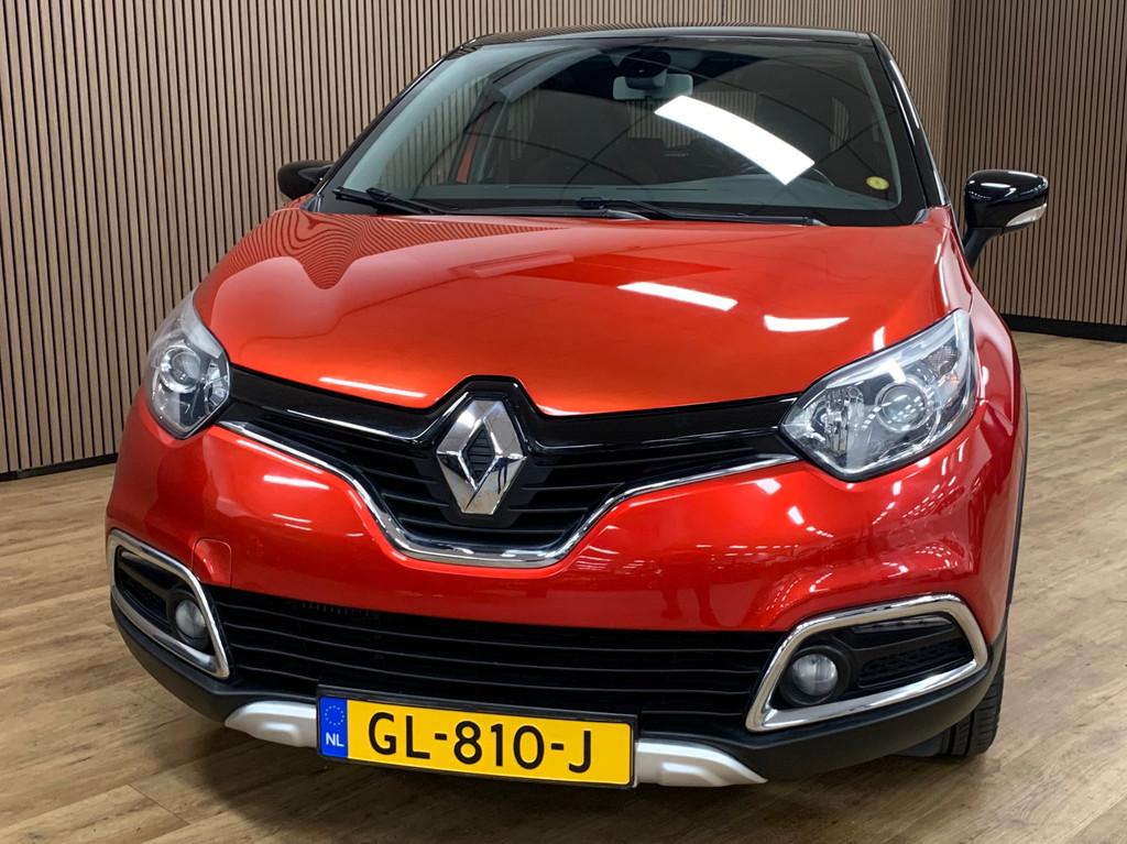 Renault Captur 1.2 TCe Helly Hansen|Automaat|36000KM|Navigat, Euro 5, Zwart, 4 cilinders, SUV of Terreinwagen