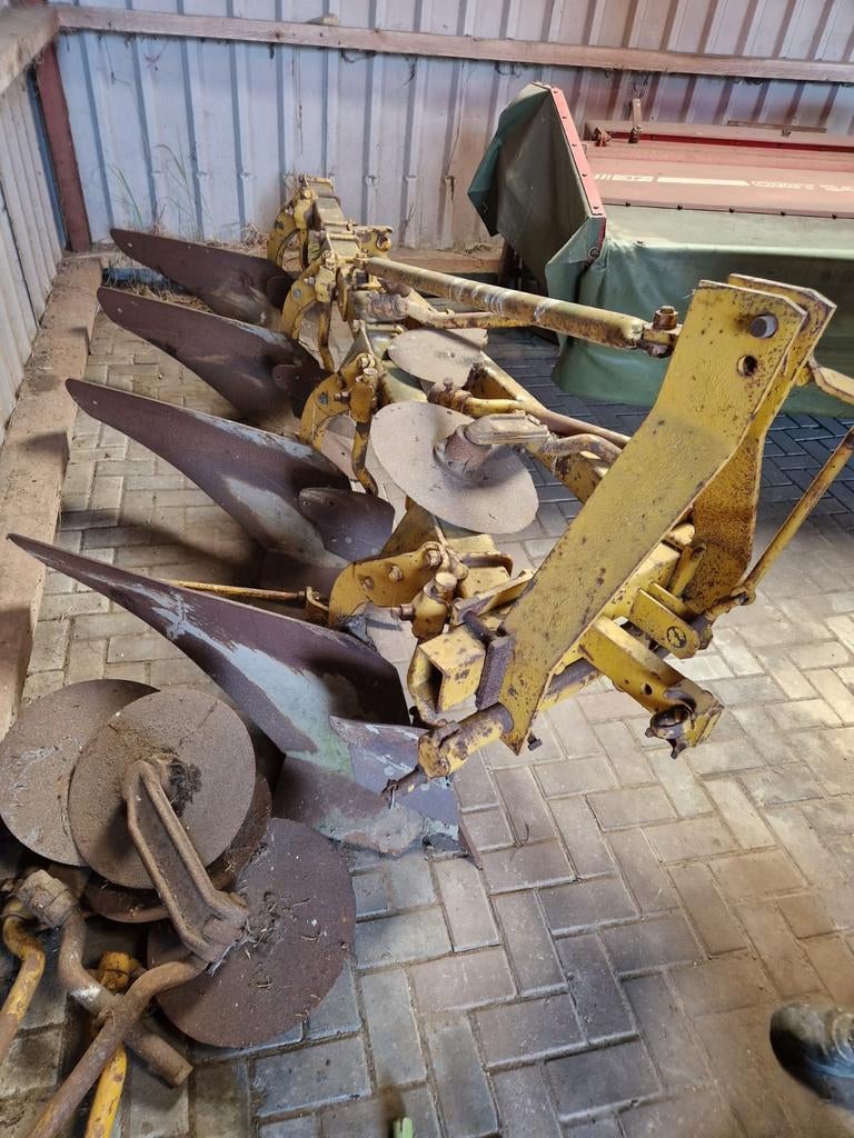 Rumptstad rondgaande ploeg, Ophalen, Akkerbouw, Gewasbescherming en Bemesting