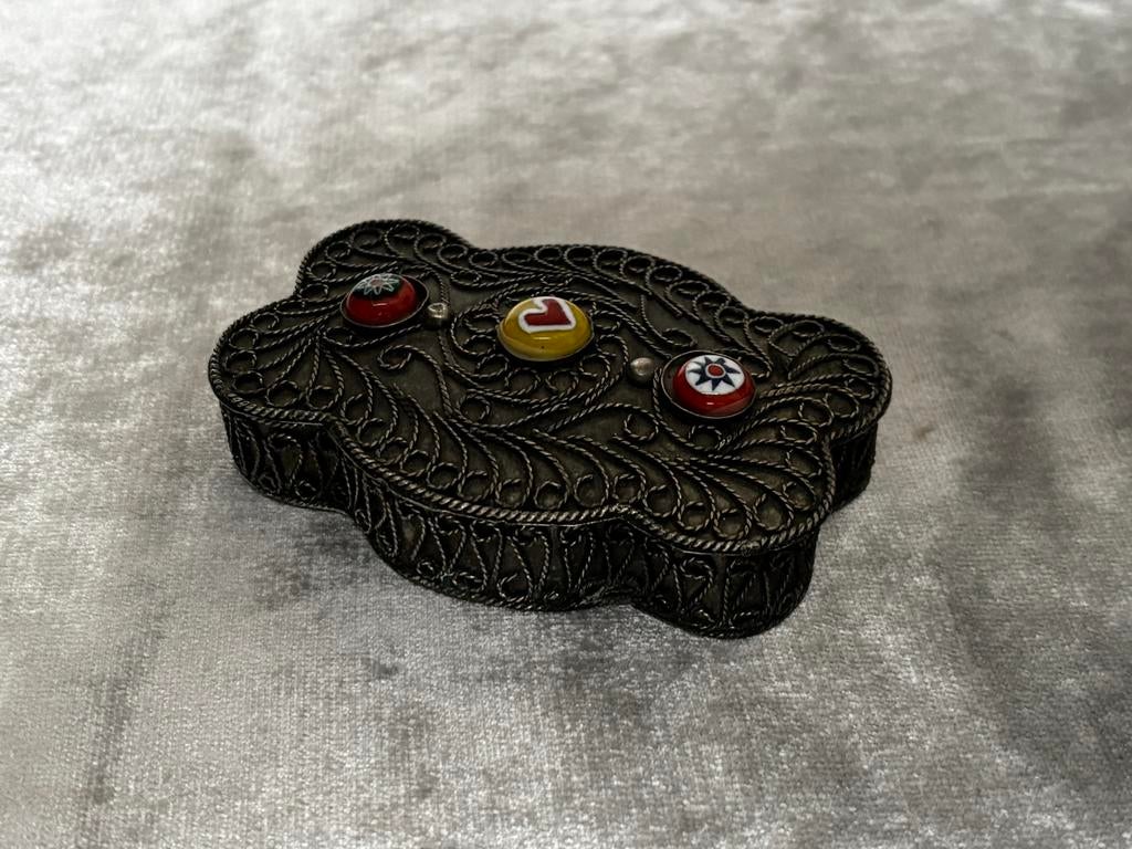 Vintage Filigraan Sieradendoosje met Millefiori Glas, Ophalen of Verzenden