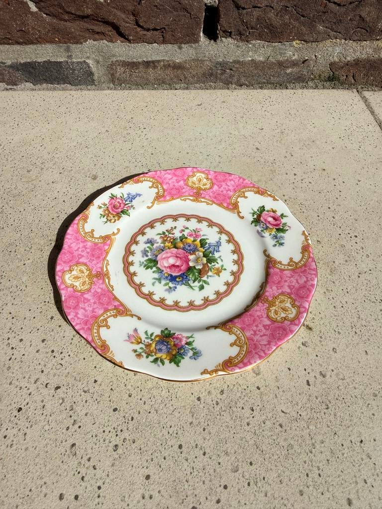 2 Royal Albert Lady Carlyle bordjes, Ophalen of Verzenden