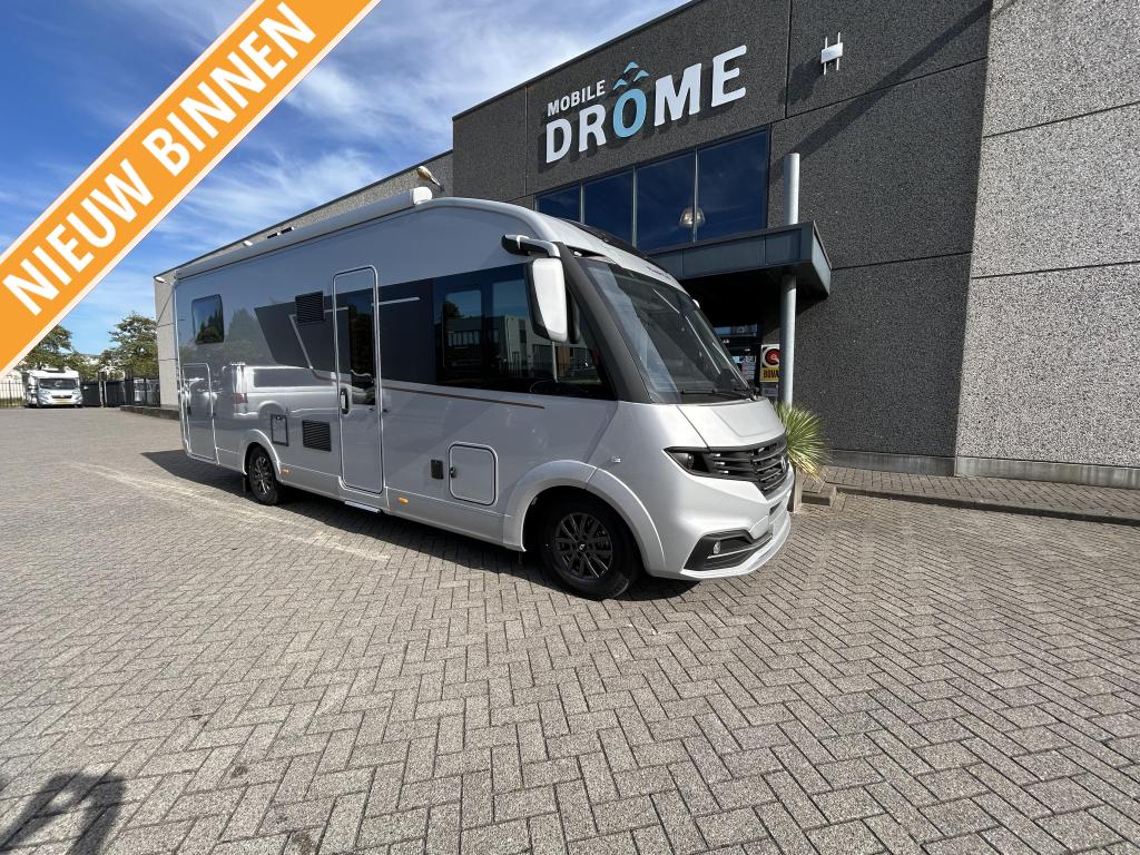 Adria Supersonic 780 SL zeer luxe camper, Afzuigkap, Vloeistofverwarming, Bedrijf, Diesel