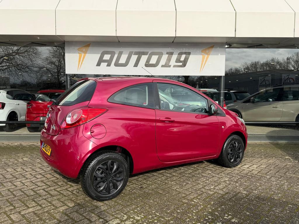 Ford Ka 1.2 Titanium, Auto's, Voorwielaandrijving, Stof, Gebruikt, 1242 cc