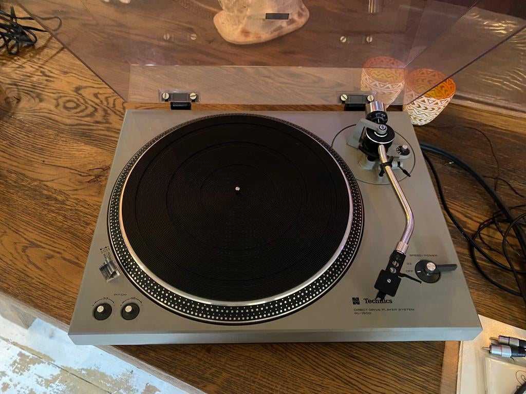 Technics SL1500 Platenspeler, Audio, Tv en Foto, -, -, Ophalen of Verzenden, Zo goed als nieuw