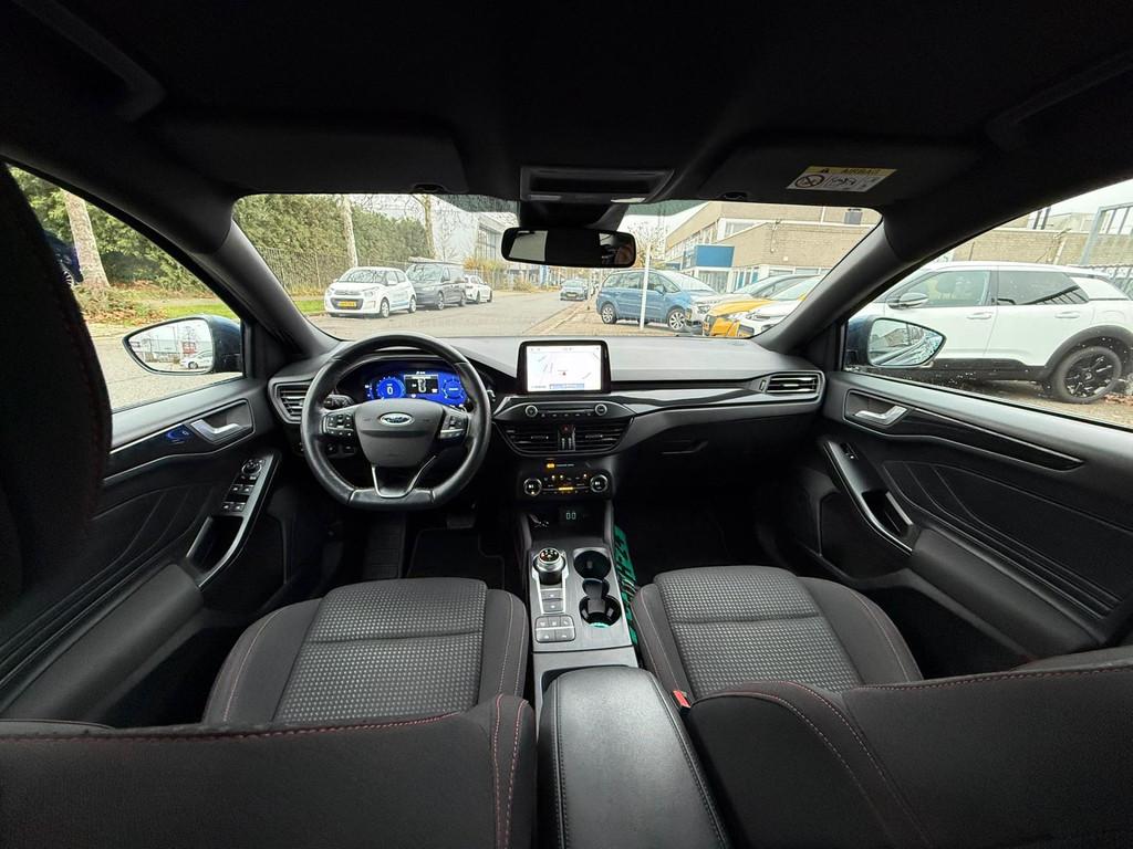 Ford Focus Wagon 2.0 EcoBlue ST Line X Business, Navi inc BT, Stof, 4 cilinders, 150 pk, Blauw