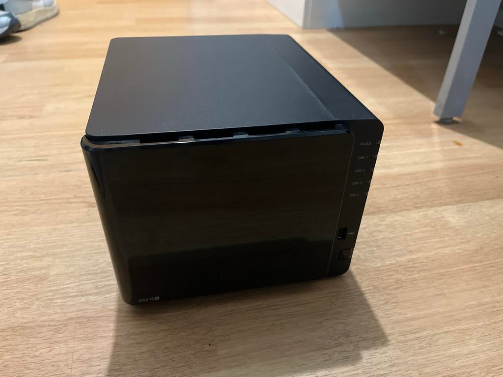 Synology DS415+ NAS - 4 Bays, compleet met kabels, Ophalen of Verzenden, Nieuw