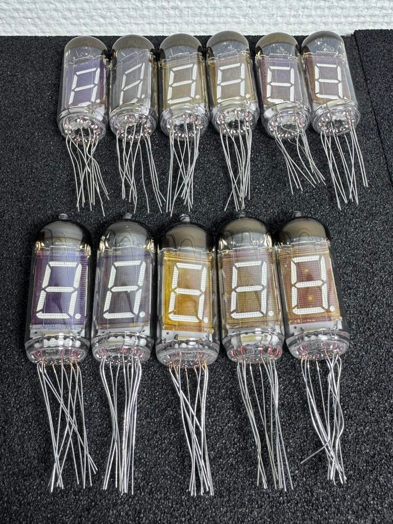 11 stuks ИВ-11 Nieuw, nixie variant., Ophalen of Verzenden, Nieuw