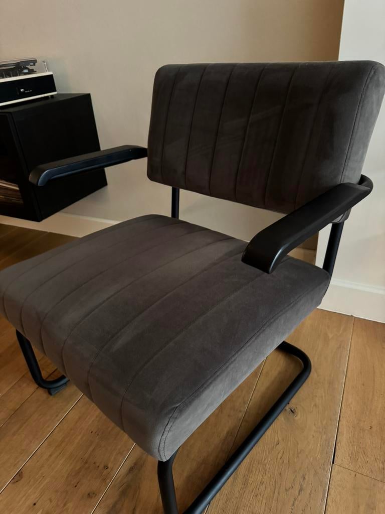 Grijze fauteuil stoel, Huis en Inrichting, Fauteuils, Ophalen, Zo goed als nieuw, 75 tot 100 cm, 50 tot 75 cm