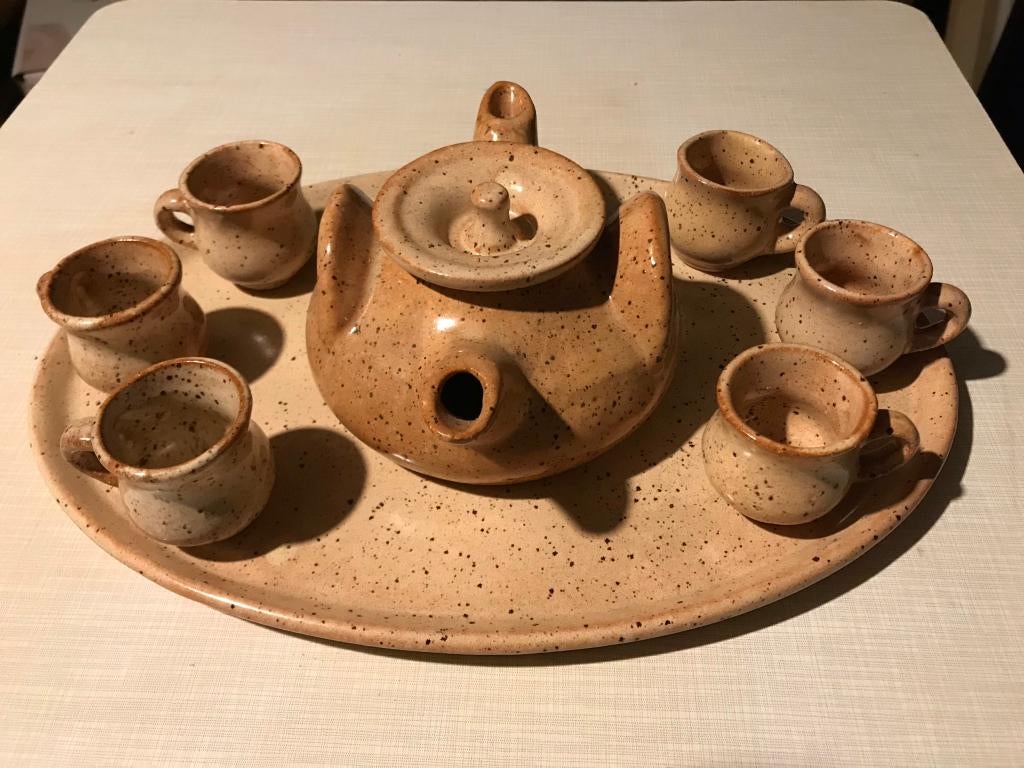 8 Aardenwerk miniatuur/poppen serviesjes., Verzamelen, Ophalen of Verzenden, Zo goed als nieuw, Overige materialen, Compleet servies