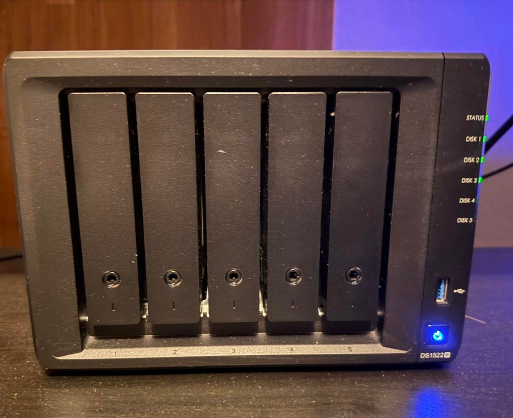 Synology DS 1522+ hat5310-8 tb x3 10gbit kaart, Computers en Software, NAS, Ophalen, Zo goed als nieuw