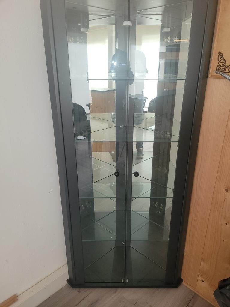 Hoekkast met verlichting, Ophalen, 50 tot 100 cm, Glas, 150 tot 200 cm