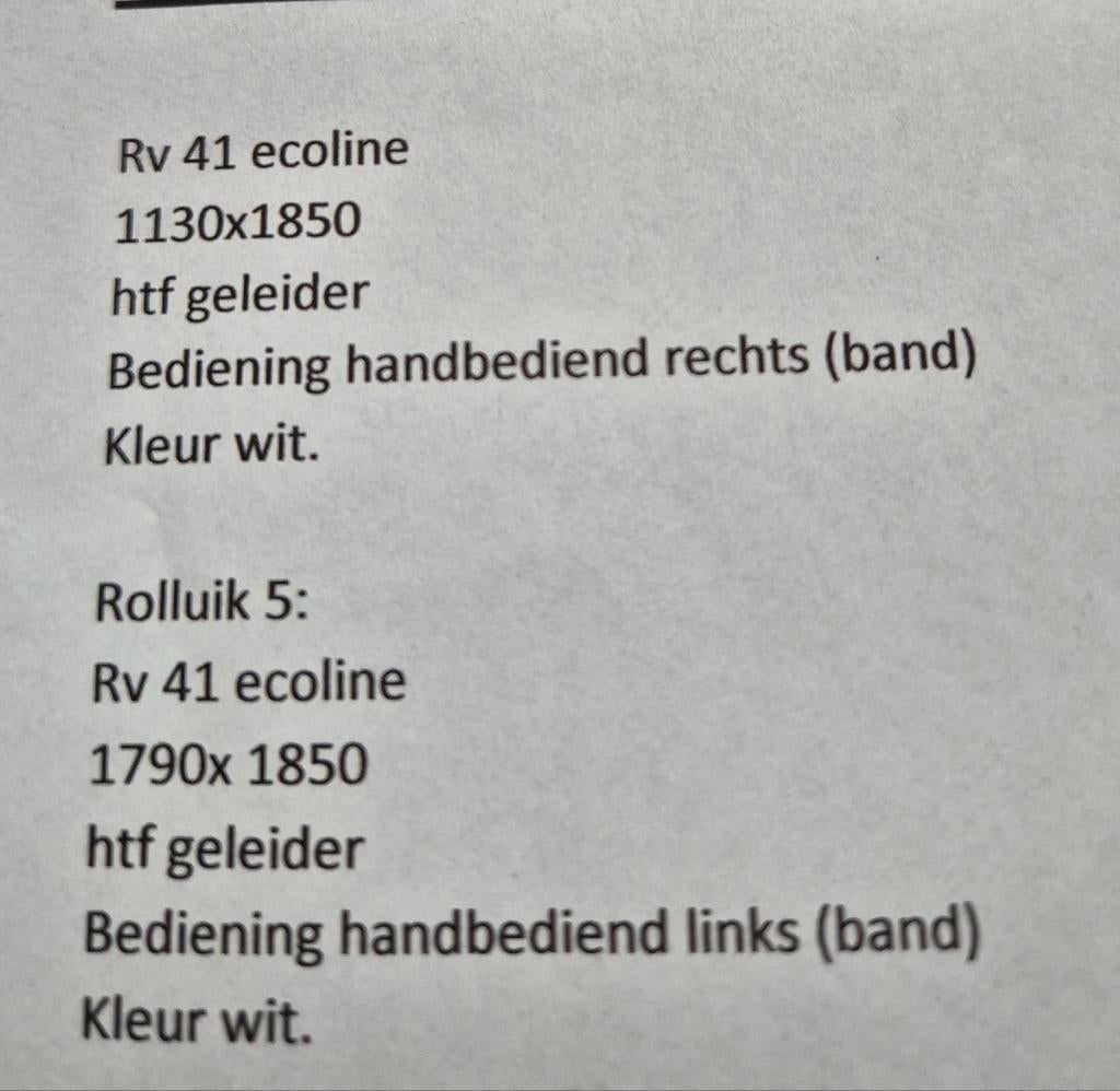 3 witte rolluiken, Ophalen